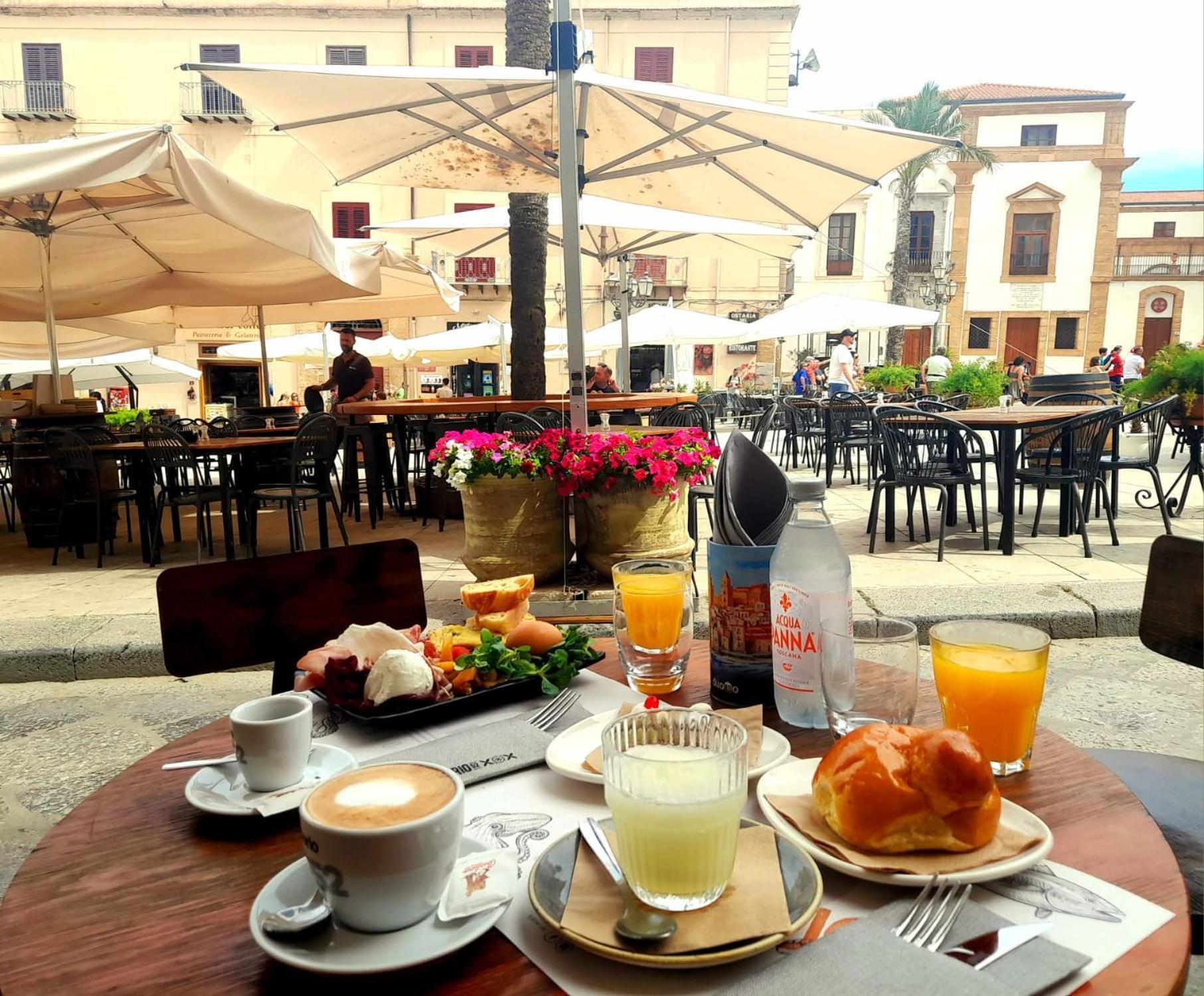 Bed and Breakfast Benvenuti Al Sud Чефалу Экстерьер фото